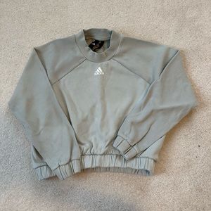Women’s Adidas crop sweatshirt